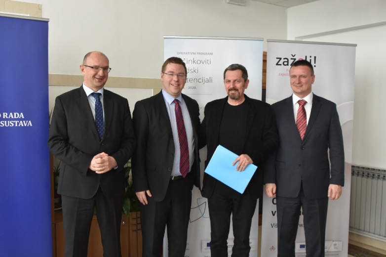 Potpisan ugovor za projekt „Ruke pomoći u Cetinskoj krajini“